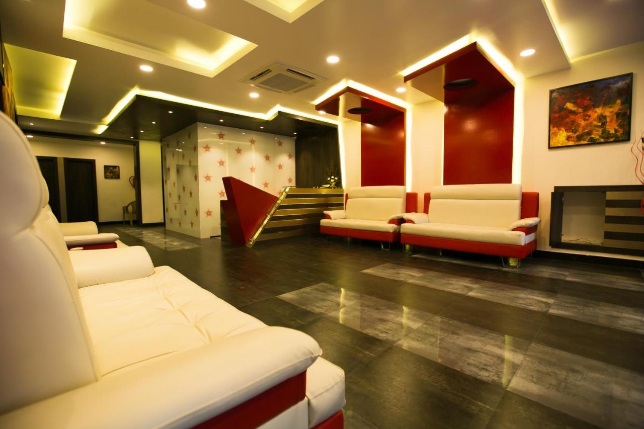 The Spin Hotel Ченнаи Экстерьер фото
