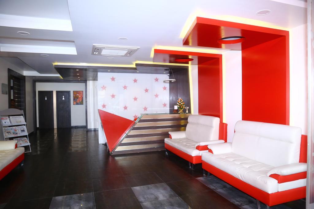 The Spin Hotel Ченнаи Экстерьер фото